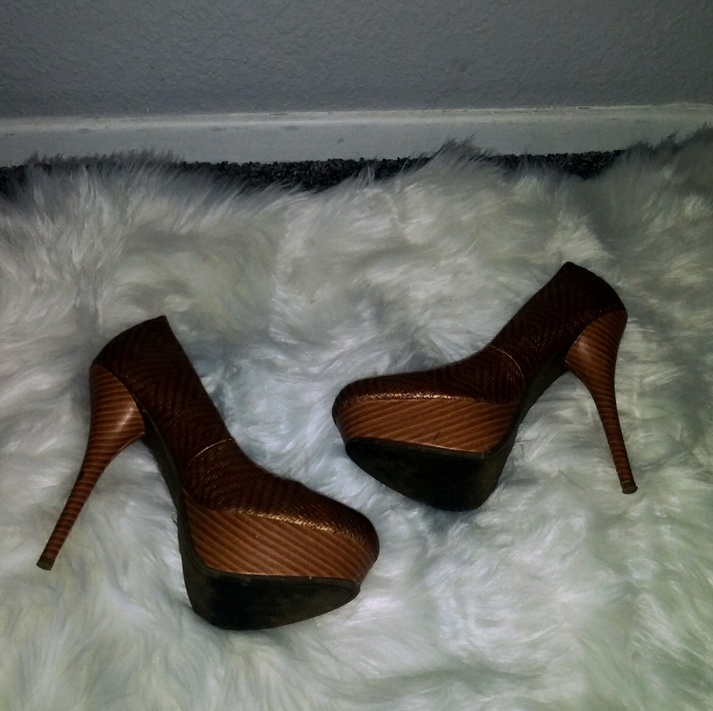 JustFab - Picture 2 of 5